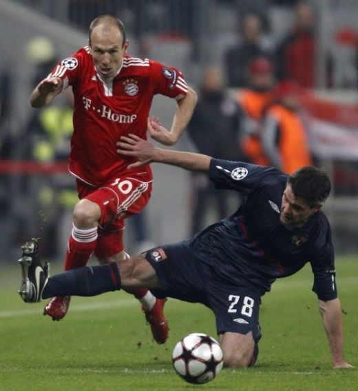 Robben ii salveaza din nou pe nemti! Bayern 1-0 Lyon! Vezi golul 3D!_37