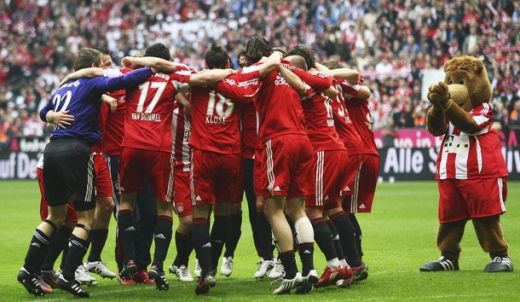 VIDEO Bayern, CAMPIOANA in Bundesliga! Vezi hattrick-ul lui Muller si bucuria de la final!_16