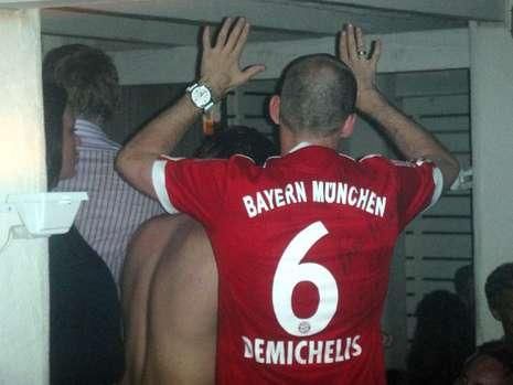 IMAGINEA ZILEI! Robben, rupt de BEAT dupa ce Bayern a luat titlul! FOTO_5