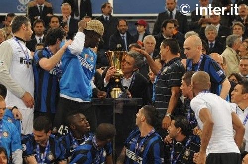 SUPER FOTO si VIDEO / "Inter este unica"! Vezi bucuria nebuna a lui Chivu, Balotelli si Mourinho_12