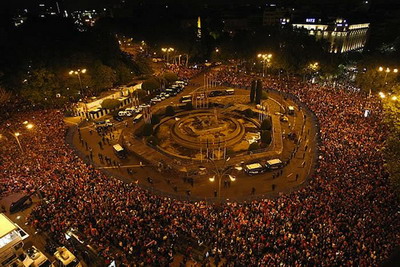 Fiesta totala: 40.000 de oameni au iesit in strada la Madrid!_1