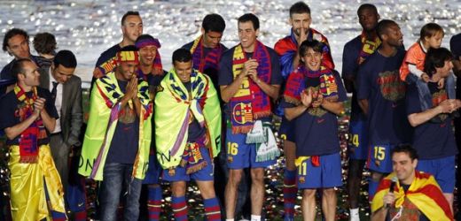 FOTO Camp Nou a LUAT FOC! Barcelona: mega show pentru titlul 20!_5