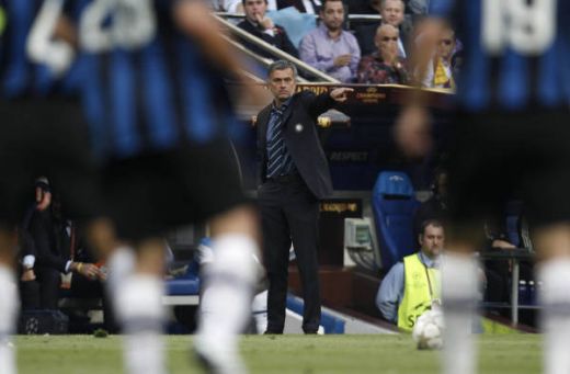 SUPER FOTO / Mourinho a plans ca un copil dupa ce a castigat Liga: "Mi-am terminat munca la Inter!"_23