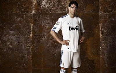 VIDEO / Real Madrid si-a lansat NOUL echipament! Vezi care este noul slogan al echipei:_1