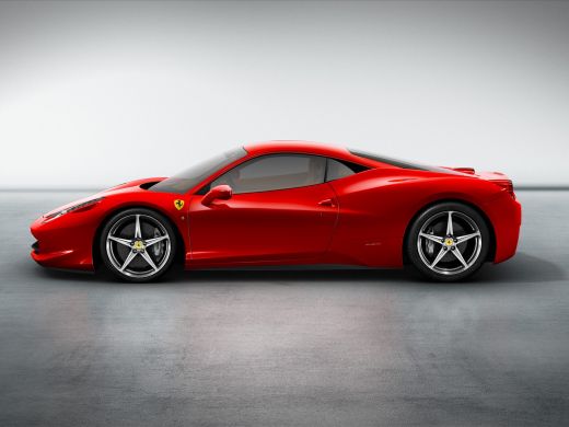 Rat FUGE: Si-a luat ultimul super model de Ferrari! Acum are doua :)_3
