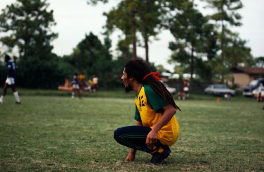 FOTO: SUPER imagini cu Bob Marley la fotbal!_4