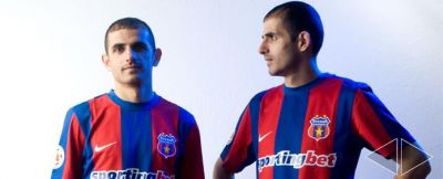 VIDEO: Pepe Moreno si fratii Karamyan au pozat in echipamentul Stelei!