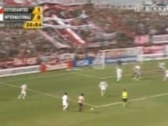 VIDEO: GOLAZO in Copa Libertadores! Mingea a prins un efect fantastic!