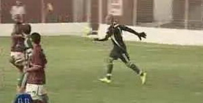 VIDEO Brazilia a vazut cel mai ciudat hat-trick! Diogo a marcat din poarta in poarta!