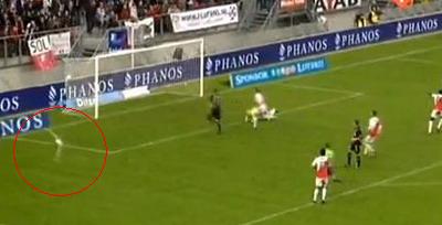 Cine si-a facut aparitia pe stadion la Utrecht 2- 3 Heerenveen!&nbsp;VIDEO: Twente 1-0 Ajax si Den Haag 1-5 PSV!