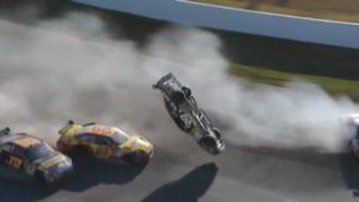 ACCIDENT BRUTAL la 300km/h in NASCAR! Vezi ce&nbsp;a patit pilotul!