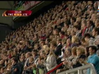 VIDEO / Fanii le-au dat aripi! Vezi cum au fost sustinuti olandezii cu Steaua!