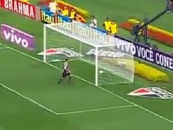 VIDEO! Ronaldo, gol dupa o gafa de cascadorii rasului in Brazilia!