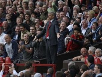 VIDEO: Umilit pe Old Trafford, Wenger a castigat RAZBOIUL cu arbitri!