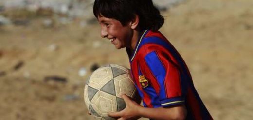 Super FOTO! Argentinienii s-au speriat de el: e CLONA lui Messi din Palestina :)_1
