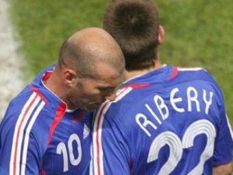 Zidane, acuzat ca blocheaza transferul lui Benzema la Real: il vrea doar pe Ribery!&nbsp;