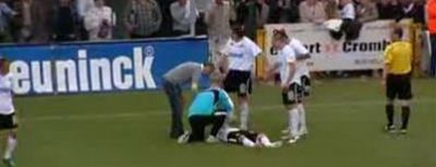 VIDEO: Un fotbalist din&nbsp;Belgia a facut infarct pe teren!