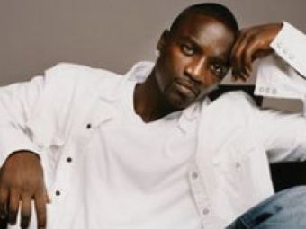 Fotbal in ritm de HIP HOP: Akon va compune imnul oficial al Cupei Mondiale din 2010!