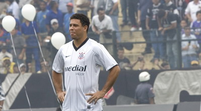 VIDEO: Ronaldo, cel mai bun jucator din campionatul regional brazilian din Sao Paulo!