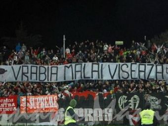 CNCD condamna public violenta de limbaj si manifestarile rasiste de la meciul Dinamo-Rapid din Cupa!