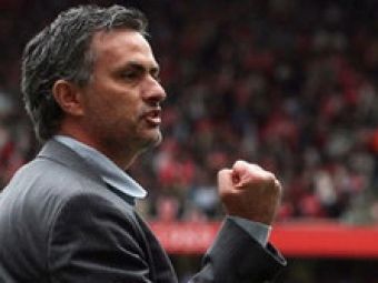 Mourinho tinteste sus: "Nu as putea refuza pe Manchester United"