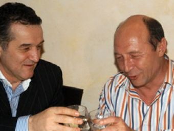 Basescu: "Batem cu un gol diferenta pe Serbia!"