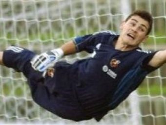 Iker Casillas, cel mai bun portar din lume in 2008! Remember: duel Casillas - Buffon la penaltiuri la Euro 2008! 