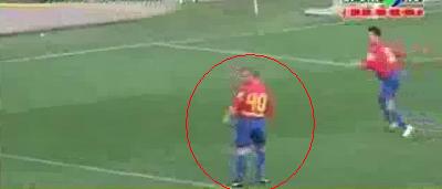 VIDEO: Dorinel Munteanu a revenit pe teren pentru Steaua! Vezi imagini