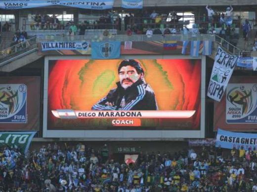 FOTO si VIDEO Spectacol marca Maradona! Concert de vuvuzele la Argentina 1-0 Nigeria!_20
