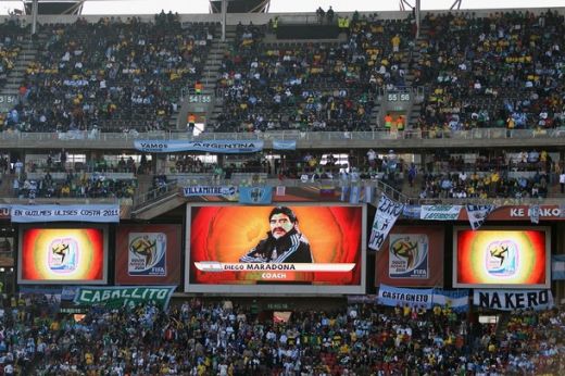 FOTO si VIDEO Spectacol marca Maradona! Concert de vuvuzele la Argentina 1-0 Nigeria!_7