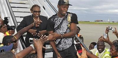 Jamaica, supusa "Fulgerului": Bolt primit ca un erou in Jamaica 