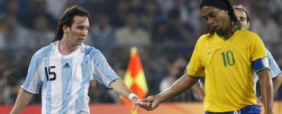 Ronaldinho, umilit de Messi! Argentina 3-0 Brazilia