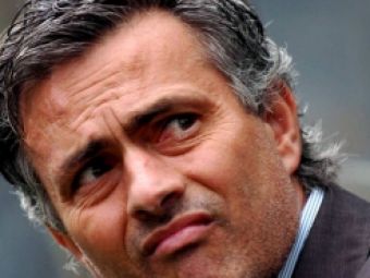 Mourinho e disperat. Are 5 fundasi accidentati!