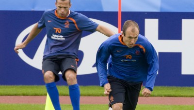 Robben: "Fara presiune cu Romania, suntem calificati"