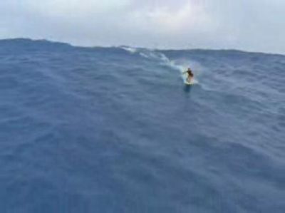 Oceanul a fost invins! Un surfer a scris istoria!