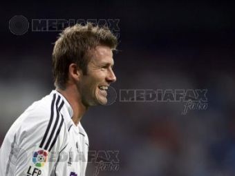 Beckham preda fotbal "on-line"