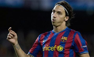 
	Cu banii de pe Ibra, Barca isi ia un SUPER atacant! Torres, Robinho si Pato.. cine ajunge pe Camp Nou?
