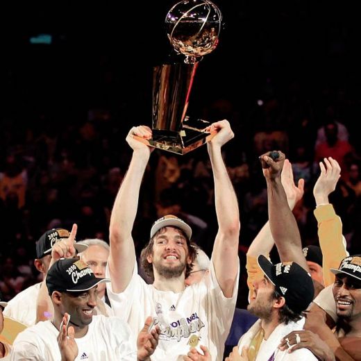 LA Lakers a castigat finala NBA! Bryant MVP: Cum au sarbatorit fanii:_7