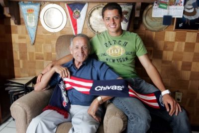 VIDEO Istoria se repeta! Bunicul lui Chicharito Hernandez a dat gol Frantei la mondialul din '54!_2