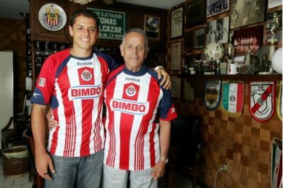 VIDEO Istoria se repeta! Bunicul lui Chicharito Hernandez a dat gol Frantei la mondialul din '54!_7