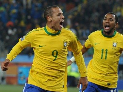 Final cu scandal! Brazilia e in optimi, Kaka e eliminat: Brazilia 3-1 Coasta de Fildes! Vezi rezumat_5