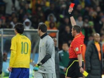 
	Final cu scandal! Brazilia e in optimi, Kaka e eliminat: Brazilia 3-1 Coasta de Fildes! Vezi rezumat
