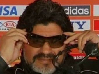 
	VIDEO:&nbsp;Ultima nebunie facuta de Maradona&nbsp;la o conferinta de presa!&nbsp;
