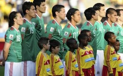 Uruguay si Mexic in optimile de finala!  Mexic 0-1 Uruguay, vezi rezumatul:_3