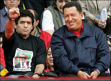 Maradona in tricoul Braziliei, "mana lui Dumnezeu" si cantecul "Marado, Marado!" Vezi cele mai tari clipuri cu Maradona! VIDEO_21