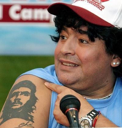 Maradona in tricoul Braziliei, "mana lui Dumnezeu" si cantecul "Marado, Marado!" Vezi cele mai tari clipuri cu Maradona! VIDEO_3
