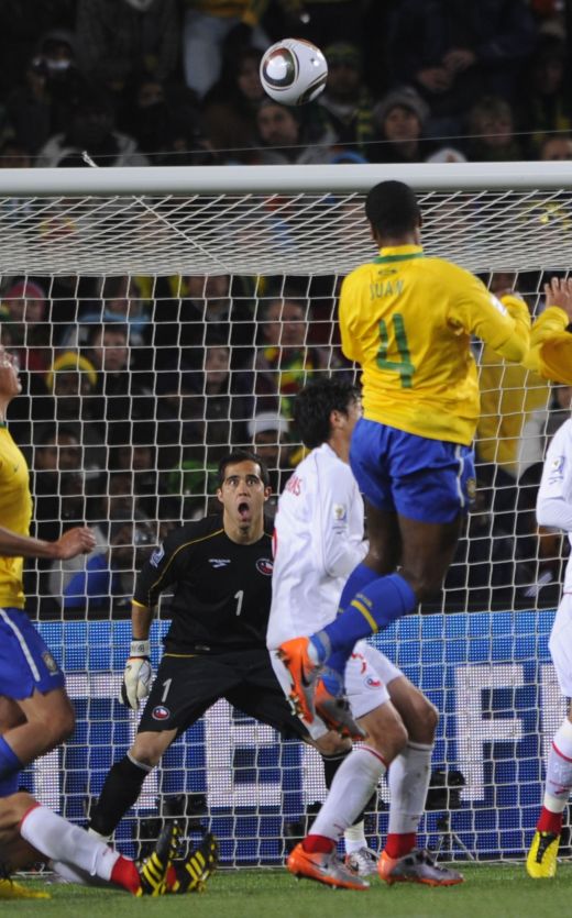 VIDEO Samba la Cupa Mondiala! Brazilia 3-0 Chile! Duel cu Olanda in sferturi!_16
