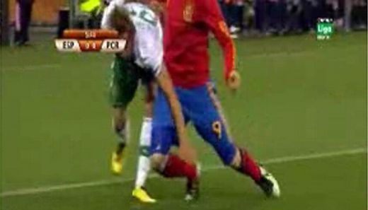FOTO Cea mai controversata faza de la Spania-Portugalia! A fost penalty la Torres?_1