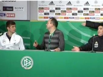 
	Maradona a inceput razboiul inca din martie! L-a confundat pe Muller cu un copil de mingi la conferinta! :))
