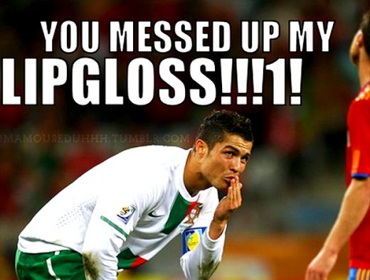 CR, urat si in Portugalia! Vezi cele mai tari imagini cu Ronaldo dupa Cupa Mondiala!_6